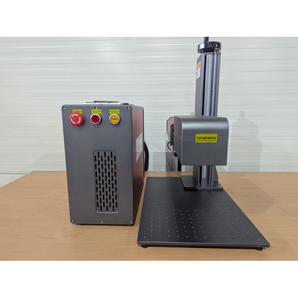 Лазерний маркувальний волоконний станок TR-100JM3D JPT MOPA 100W 3D
